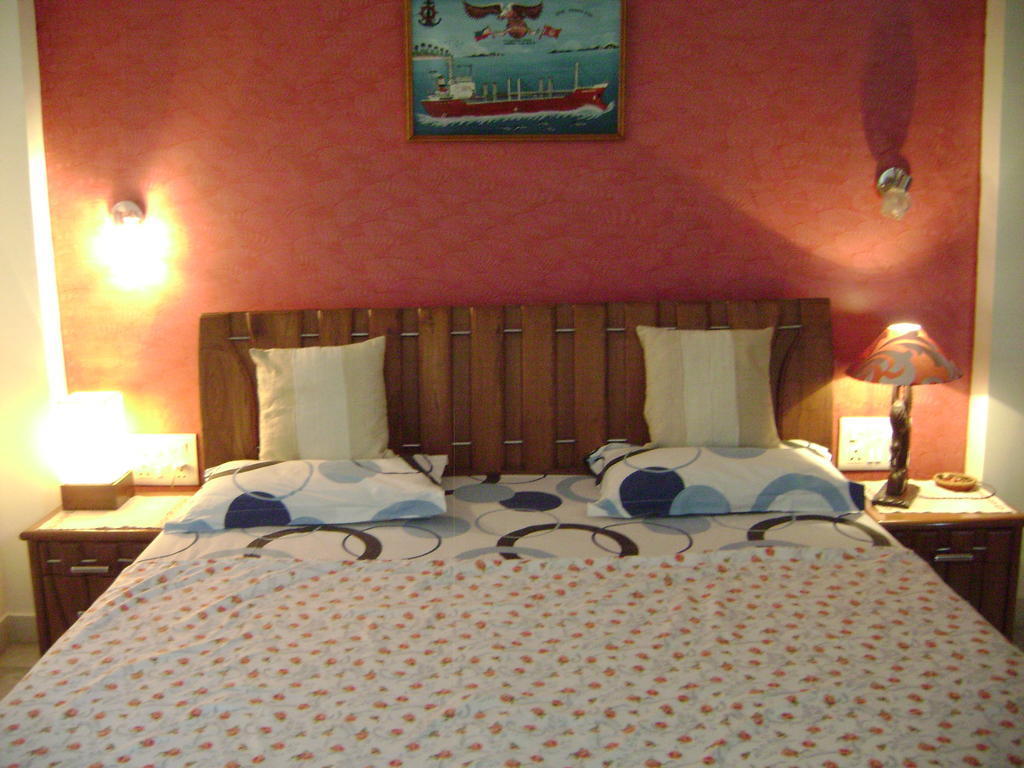 Sabs Bed And Breakfast New Delhi Ruang foto